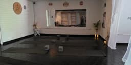 ZEN Centro Holistico - yoga